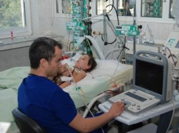 БЛС: Намаляват с 30% бюджетите на болниците