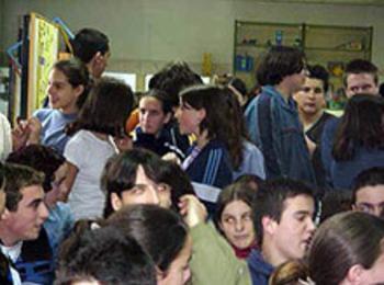 Учениците ще посрещнат 15 септември с нови изисквания към облеклото и поведението им. 