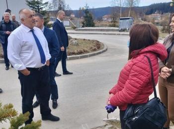 Бойко Борисов в Доспат: Нашите опоненти само фалшиви новини правят, защото няма какво да покажат!