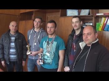 Ученици от техническата гимназия в Смолян на второ място в състезание за най-добър автомонтьор