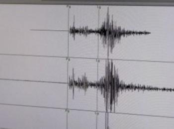 Земният трус е бил с магнитуд от 6,5 по Рихтер и епицентър в Егейско море
