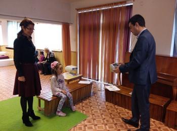 91 деца на 5-годишна възраст са прегледани в рамките на на кампания „Моите очички са звездички”