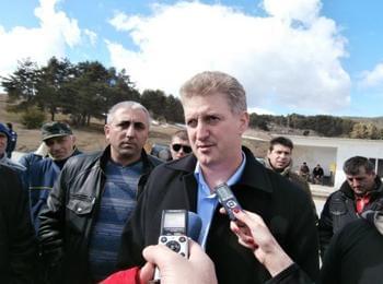 Кметът на Борино декларира доходи от залагания